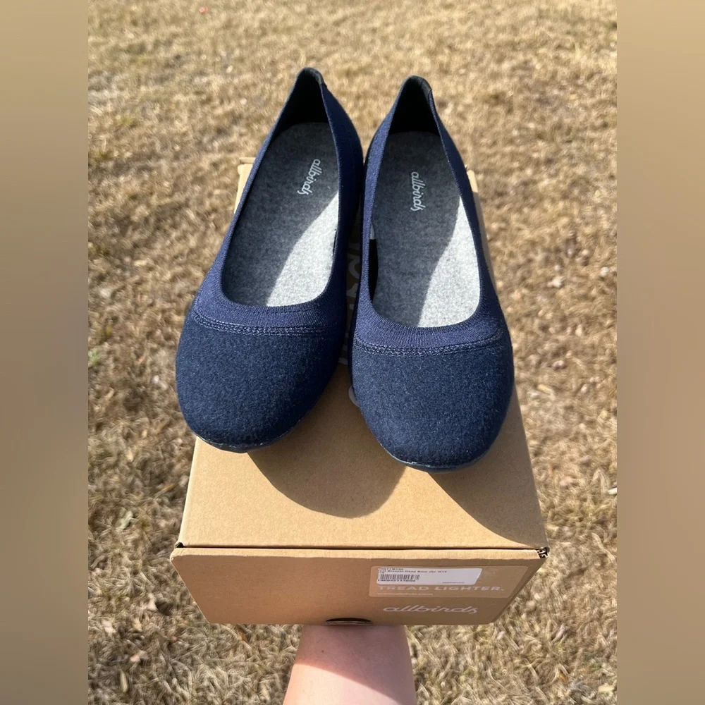 NWT Allbirds Deep Navy Wool Breezer Size 8.5 & 9
